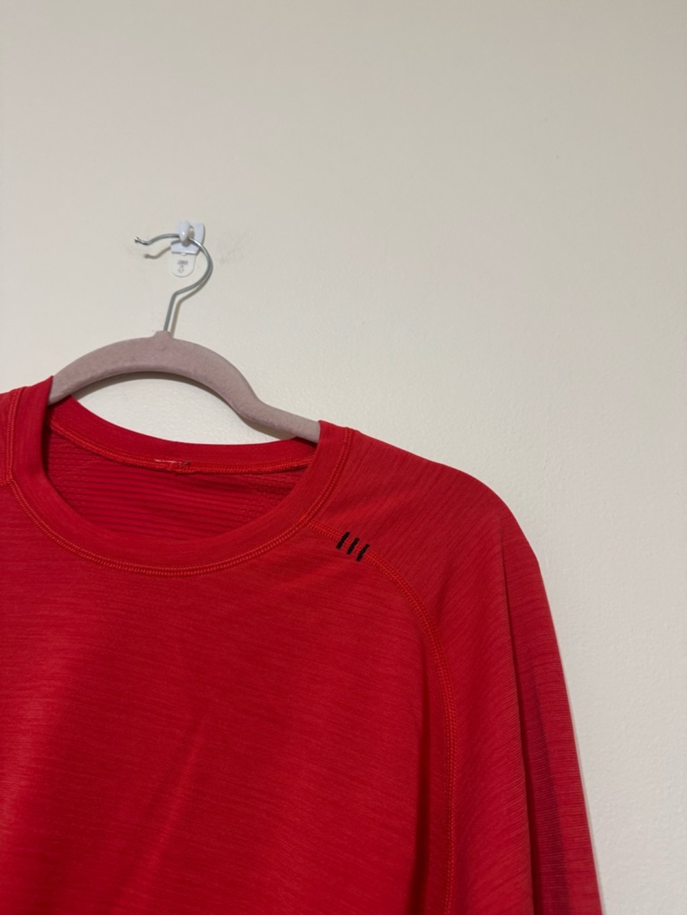 Lululemon Red Metal Vent Tech Long-Sleeve Shirt - Picture 2 of 5